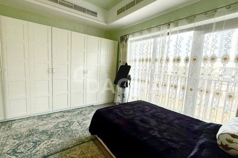 Вилла с 4 спальнями в District 10, ОАЭ №155477 11