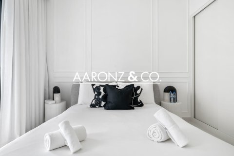 2 bedrooms Apartment in EMAAR Beachfront, UAE No. 145094 10