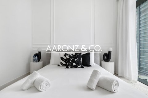 2 bedrooms Apartment in EMAAR Beachfront, UAE No. 145094 8