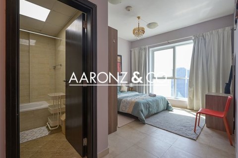 1 bedroom Apartment in Jumeirah Lake Towers, UAE No. 145090 7