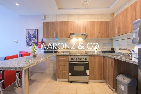 1 bedroom Apartment in Jumeirah Lake Towers, UAE No. 145090 9