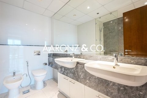 4 bedrooms Apartment in Business Bay, UAE No. 145096 14