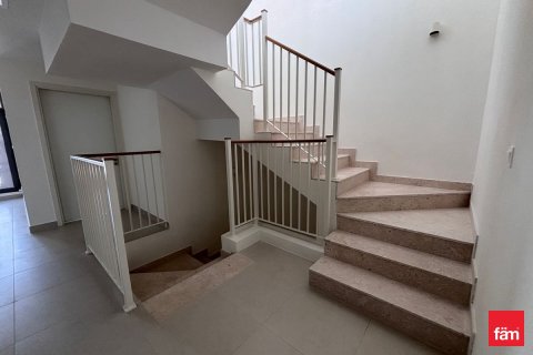 4 غرف نوم فيلا  رقم 107228 5