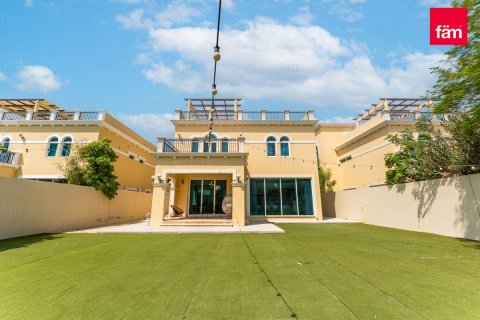 Villa de 4 dormitorios  No. 115311 6