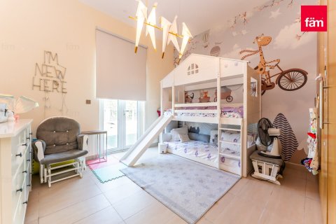 Villa de 4 dormitorios  No. 115311 10