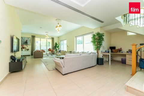 Villa de 4 dormitorios  No. 115311 16