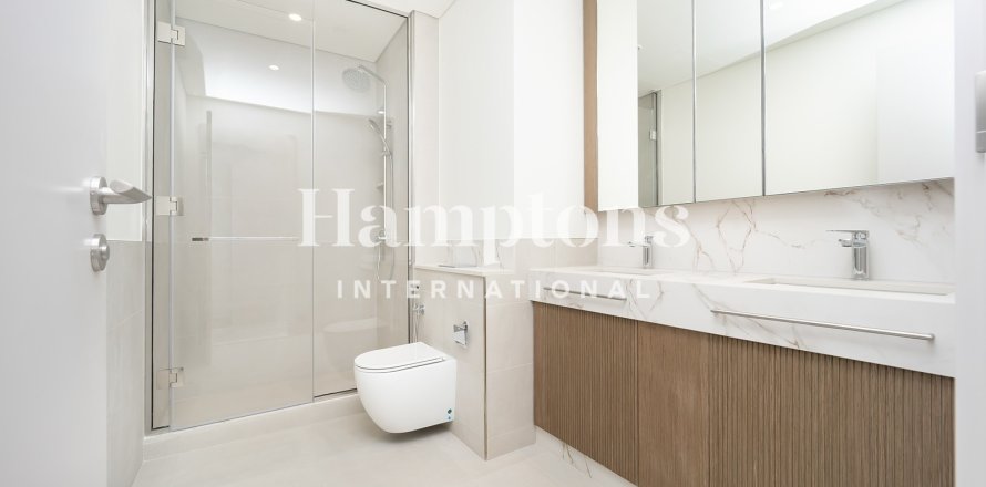 2 bedrooms Apartment in Dubai Harbour, UAE No. 164990