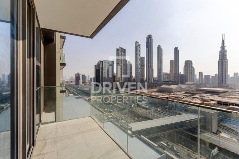 Квартира с 3 спальнями в Zabeel, ОАЭ №190799 16