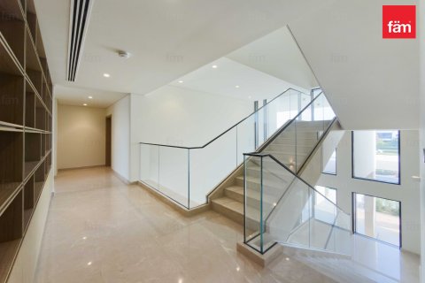 Villa de 5 dormitorios No. 134855 9