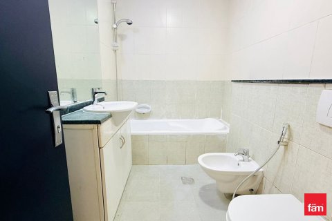 2 bedrooms Apartment in Dubai, UAE No. 164813 7