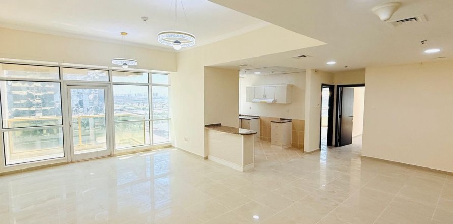 2 bedrooms Apartment in Dubai, UAE No. 164813