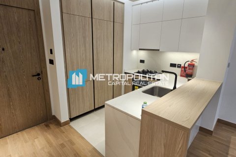 1 bedroom Apartment in Abu Dhabi, UAE No. 107053 5
