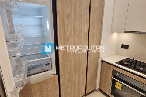 1 bedroom Apartment in Abu Dhabi, UAE No. 107053 9