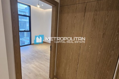 1 bedroom Apartment in Abu Dhabi, UAE No. 107053 10