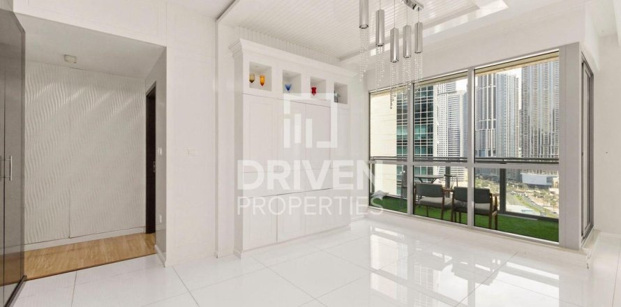 3 bedrooms Apartment in The Residences, UAE No. 192324
