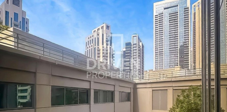 Studio Apartment in Boulevard Central Towers, UAE No. 192326