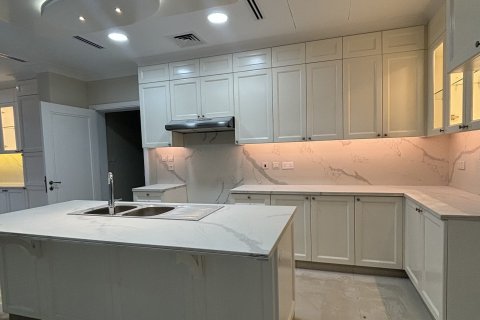 Вилла с 5 спальнями в Аль-Васл, ОАЭ №146795 12