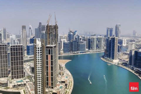 2 bedrooms Apartment in Business Bay, UAE No. 161778 3