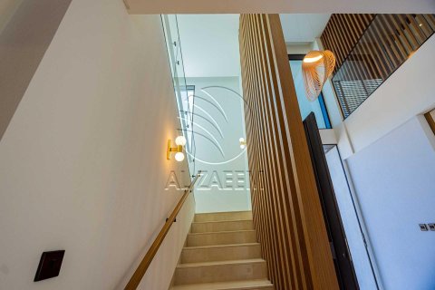 5 bedrooms Villa on the Saadiyat Island, UAE No. 90032 12
