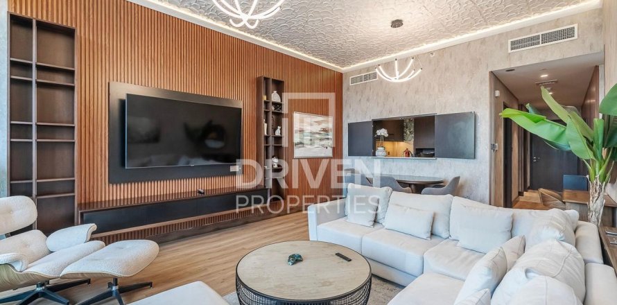 Apartment de 2 dormitorios en Zabeel, UAE No. 83924