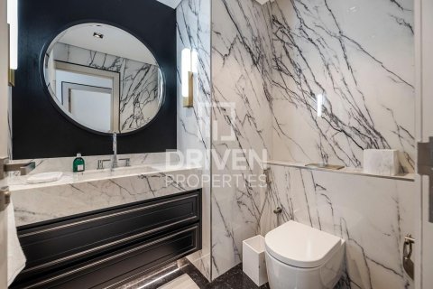Villa de 3 dormitorios en Jumeirah Bay Island, UAE No. 83945 24