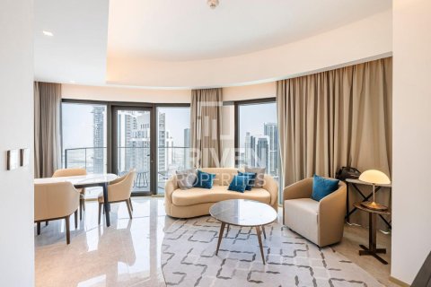 Квартира с 2 спальнями в Address Harbour Point, ОАЭ №201236 5
