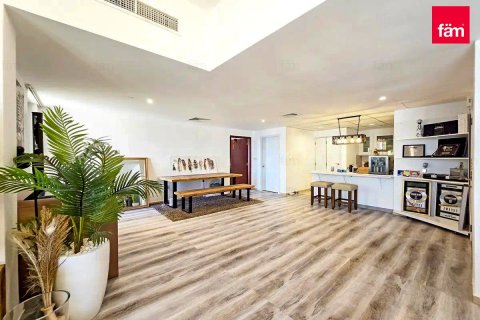 Apartment de 1 dormitorio en Dubai, UAE No. 135801 3