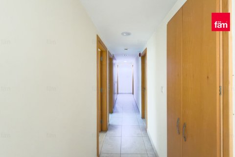 Apartment de 3 dormitorios en Dubai, UAE No. 135802 25