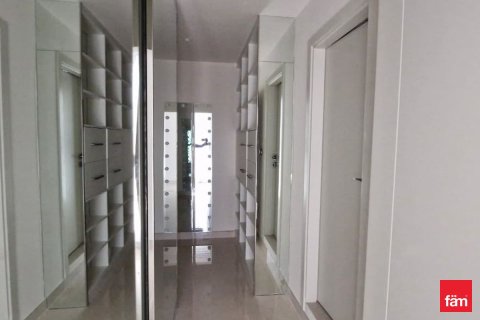 Квартира с 3 спальнями  №126241 15