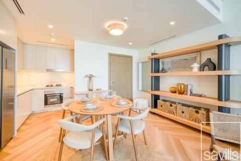 Квартира с 2 спальнями в EMAAR Beachfront, ОАЭ №194465 17