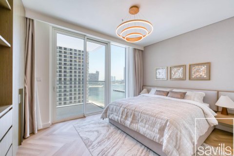 Квартира с 2 спальнями в EMAAR Beachfront, ОАЭ №194465 13
