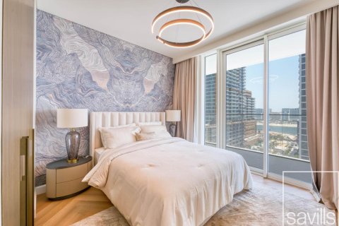 Квартира с 2 спальнями в EMAAR Beachfront, ОАЭ №194465 12