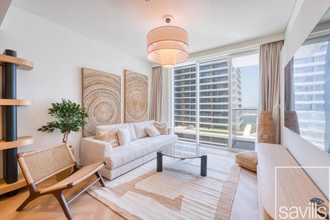Квартира с 2 спальнями в EMAAR Beachfront, ОАЭ №194465 14