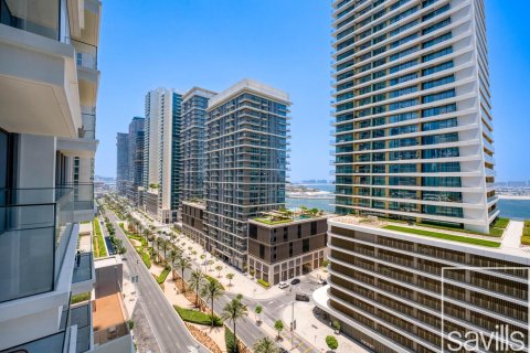 Квартира с 2 спальнями в EMAAR Beachfront, ОАЭ №194465 6