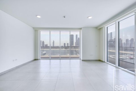Квартира с 3 спальнями в EMAAR Beachfront, ОАЭ №194469 17