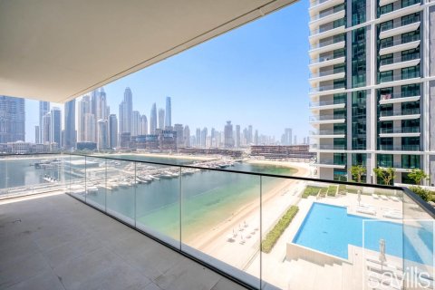 Квартира с 3 спальнями в EMAAR Beachfront, ОАЭ №194469 6