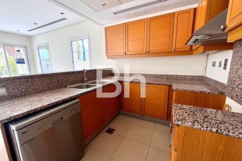 Villa de 2 dormitorios  No. 114368 3
