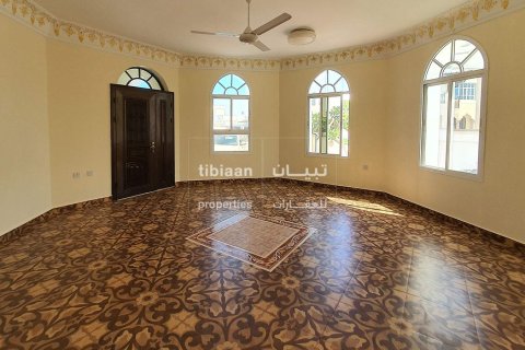 5 bedrooms Villa in As Sib, Oman No. 53429 6