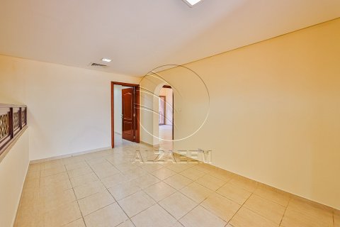 4 bedrooms Villa No. 127775 18