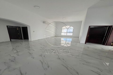 Villa de 7 chambres  No. 127780 12