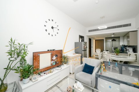 1 bedroom Apartment in Jumeirah Village Circle, UAE No. 198254 10