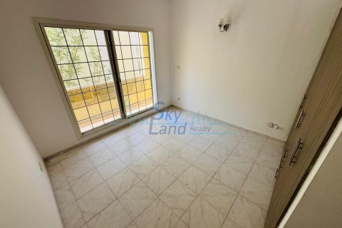 4 غرف نوم فيلا  رقم 125624 18