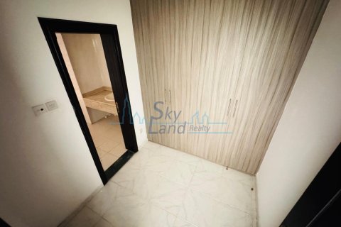 4 غرف نوم فيلا  رقم 125624 22