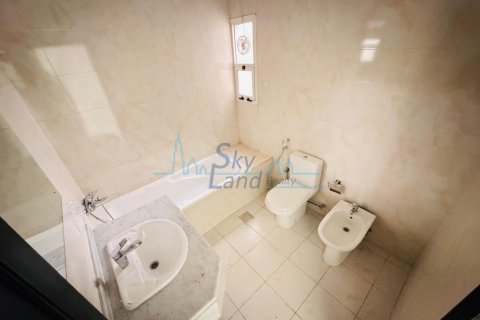 4 غرف نوم فيلا  رقم 125624 4