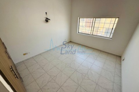 4 غرف نوم فيلا  رقم 125624 10