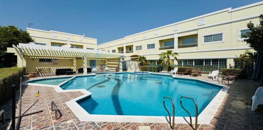 4 غرف نوم فيلا  رقم 125624