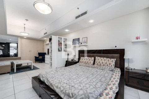 61m² Apartment in Jumeirah Lake Towers, UAE No. 172053 5
