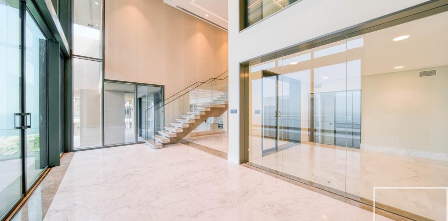 4 bedrooms Apartment in The Crescent, UAE No. 203705