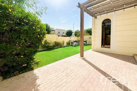 4 bedrooms Townhouse in Mudon, UAE No. 188118 3