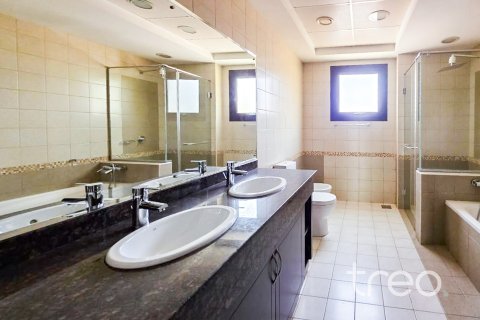 4 bedrooms Townhouse in Mudon, UAE No. 188118 18